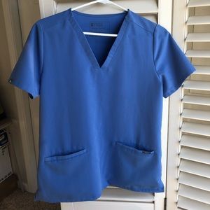 Figs Ceil Blue Casma 3 Pocket Scrub Top